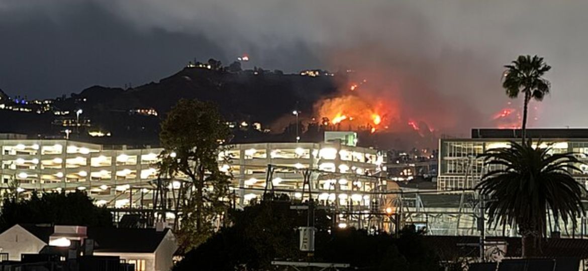 Los Angeles raging wildfires