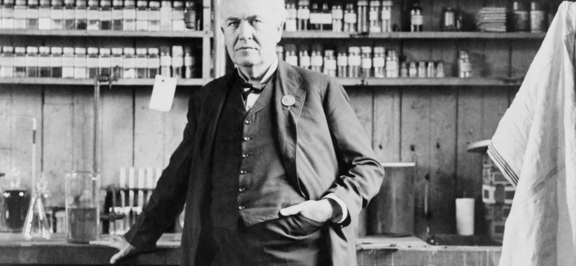 The life of : Thomas Edison