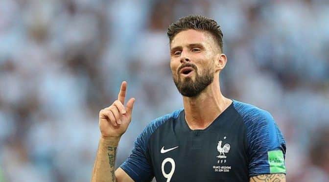 Olivier Giroud honored at Stade de France as football legend