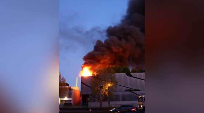 Massive fire erupts at Paris recycling plant