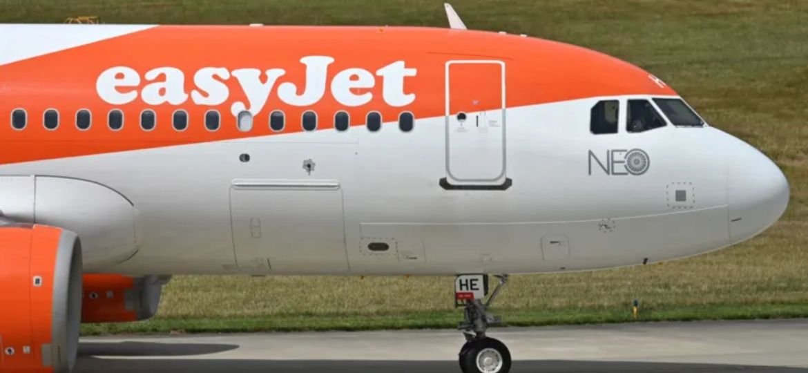 EasyJet pilot suspended after reported drunk and naked hotel incident