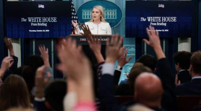 White House tightens press access, requiring appointments for journalists