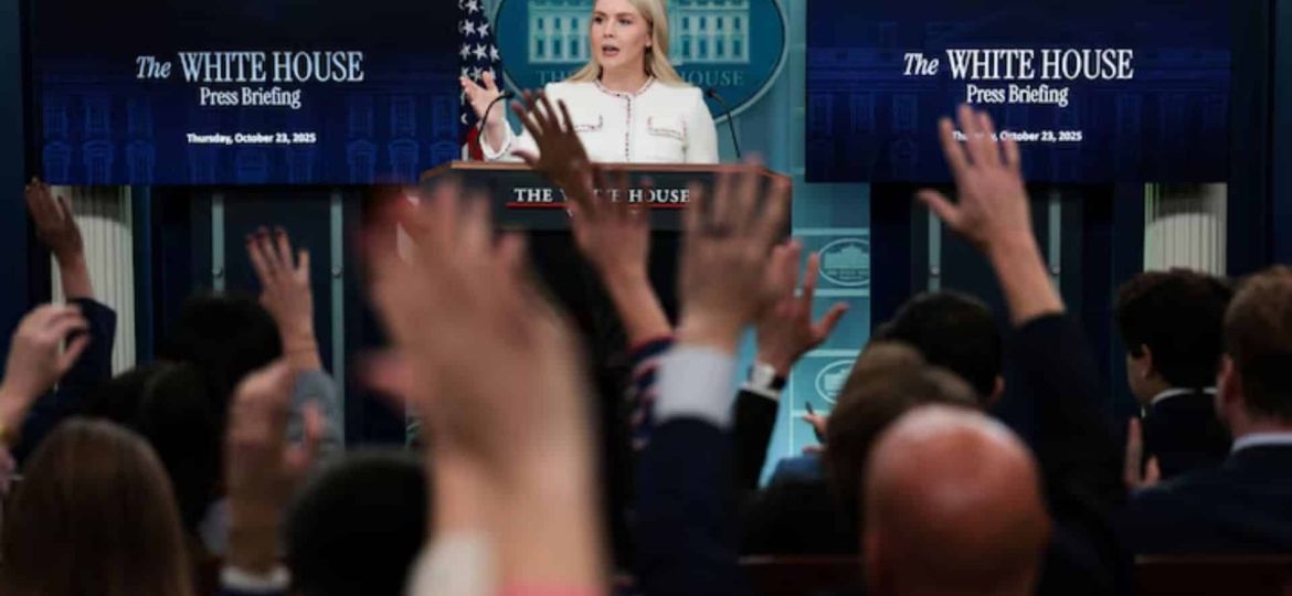 White House tightens press access, requiring appointments for journalists