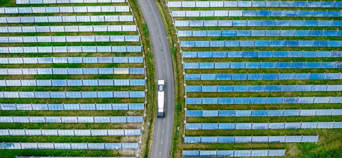 Global renewable power generation surpasses coal for the first time