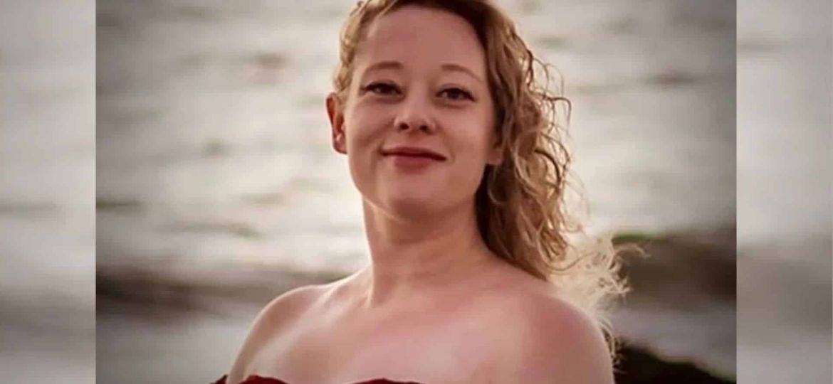 ICE agent fatally shoots woman during Minneapolis operation