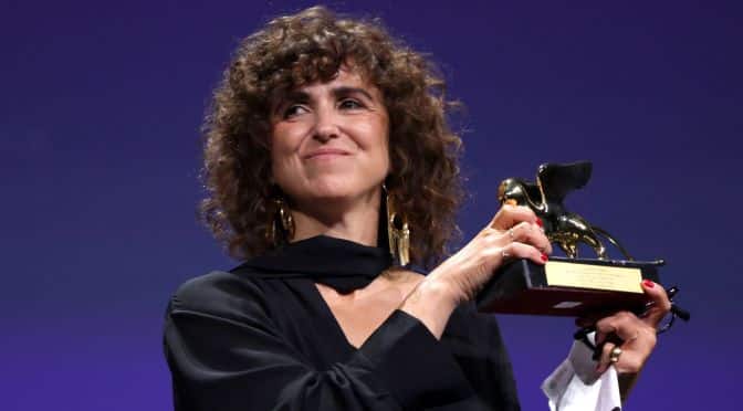 “Woman Unknown” Wins the Golden Lion in Venice