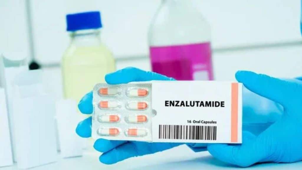 Experimental Drug Shrinks Prostate Cancer Tumours in Early Trial